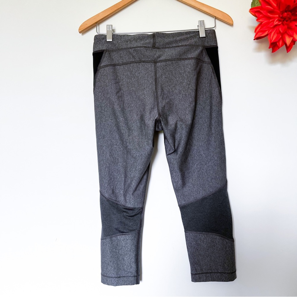 under armour | black and grey leggings medium - Picture 2 of 3